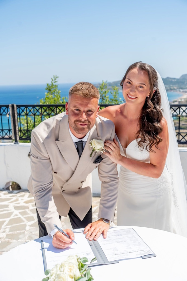Unforgettable Rhodes Weddings review